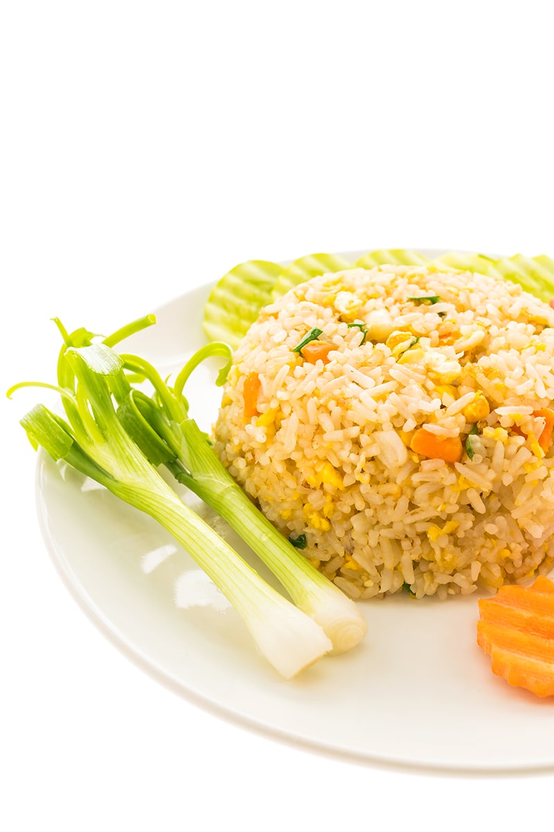 fried-rice-with-crab-meat-white-plate-min